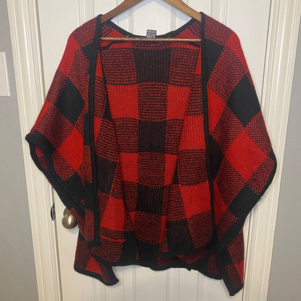 89th & Madison Sweater‎ Women's Small Red Buffalo Plaid Knit Poncho Cape Dolman